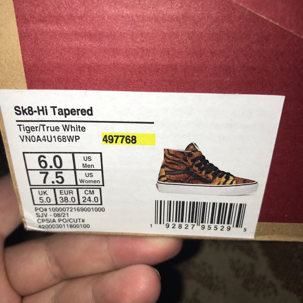 Tiger print Vans